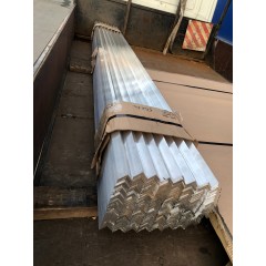 Дюралевый уголок 19х19х3мм Д16Т равнополочный