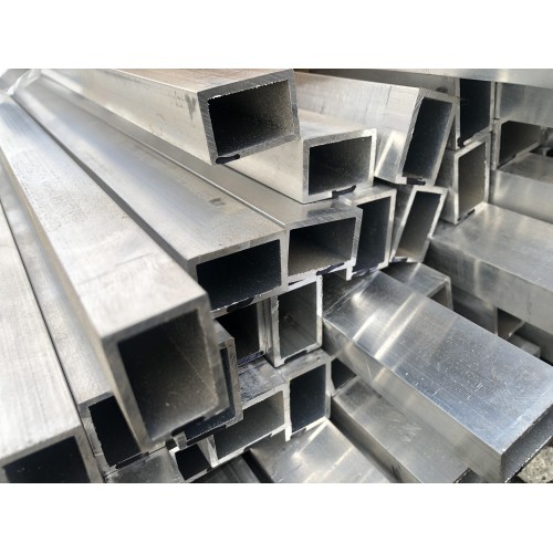 Труба алюминиевая прямоугольная АД31Т1 72х34х2.5