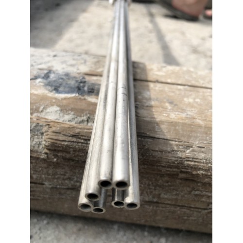 Трубка нержавеющая капиллярная 2.4х0.45 мм 12Х18Н10Т